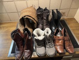 Schuhpaket Damen verschiedene Modelle 5 Paar gebraucht