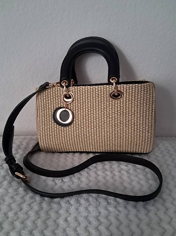 Borse da donna: elegante Damenhandtasche  – Usato da Basel venduto da len_t965