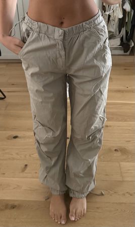 Hose Pull&Bear beige mit Kordelzug Grösse S guter Zustand