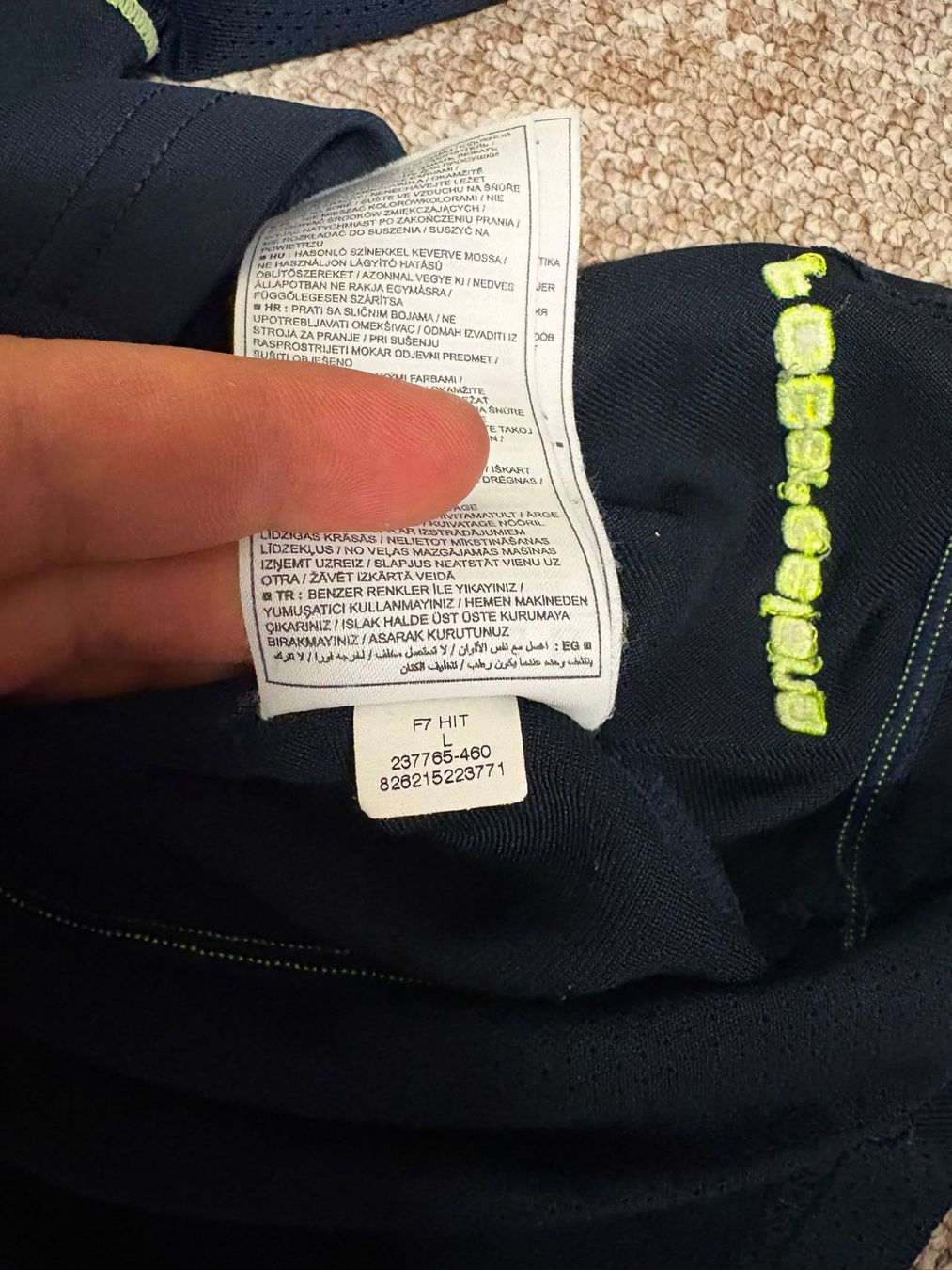 FC Barcelona Scarpe, pantaloni & magliette da ginnastica: FC Barcelona Trikot – Usato da Adliswil venduto da thiago1995 3