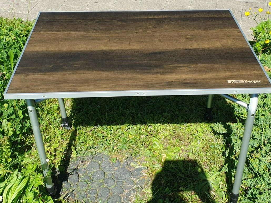 Tische: Campingtisch / Klapptisch 80 x 60 cm – Gebraucht aus Kaiseraugst von