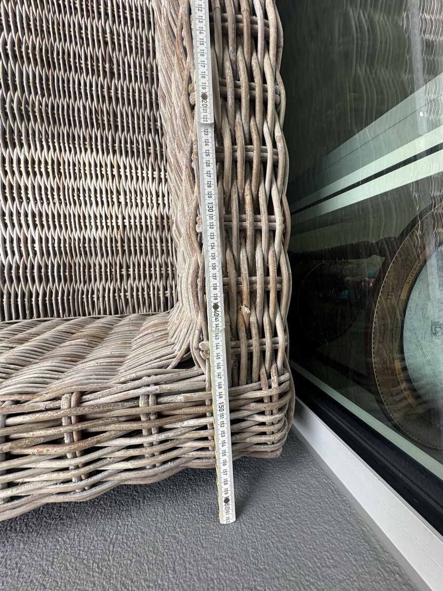 Divani: Rattan Sofa 2-Sitzer, Wetterfest – Usato da Rotkreuz venduto da sti_cdf8 6