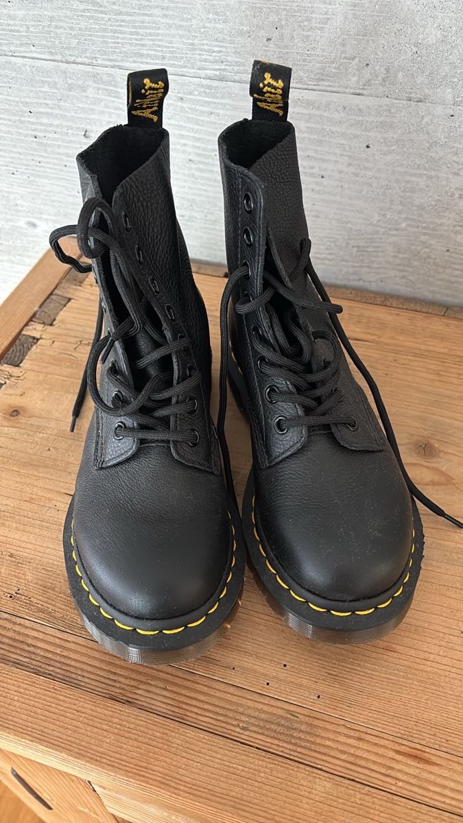 Dr. Martens Scarpe da donna: Dr.Martins Lederschuh Gr. 36 – Nuovo e nell'imballaggio originale da Walenstadt venduto da Flaenk99
