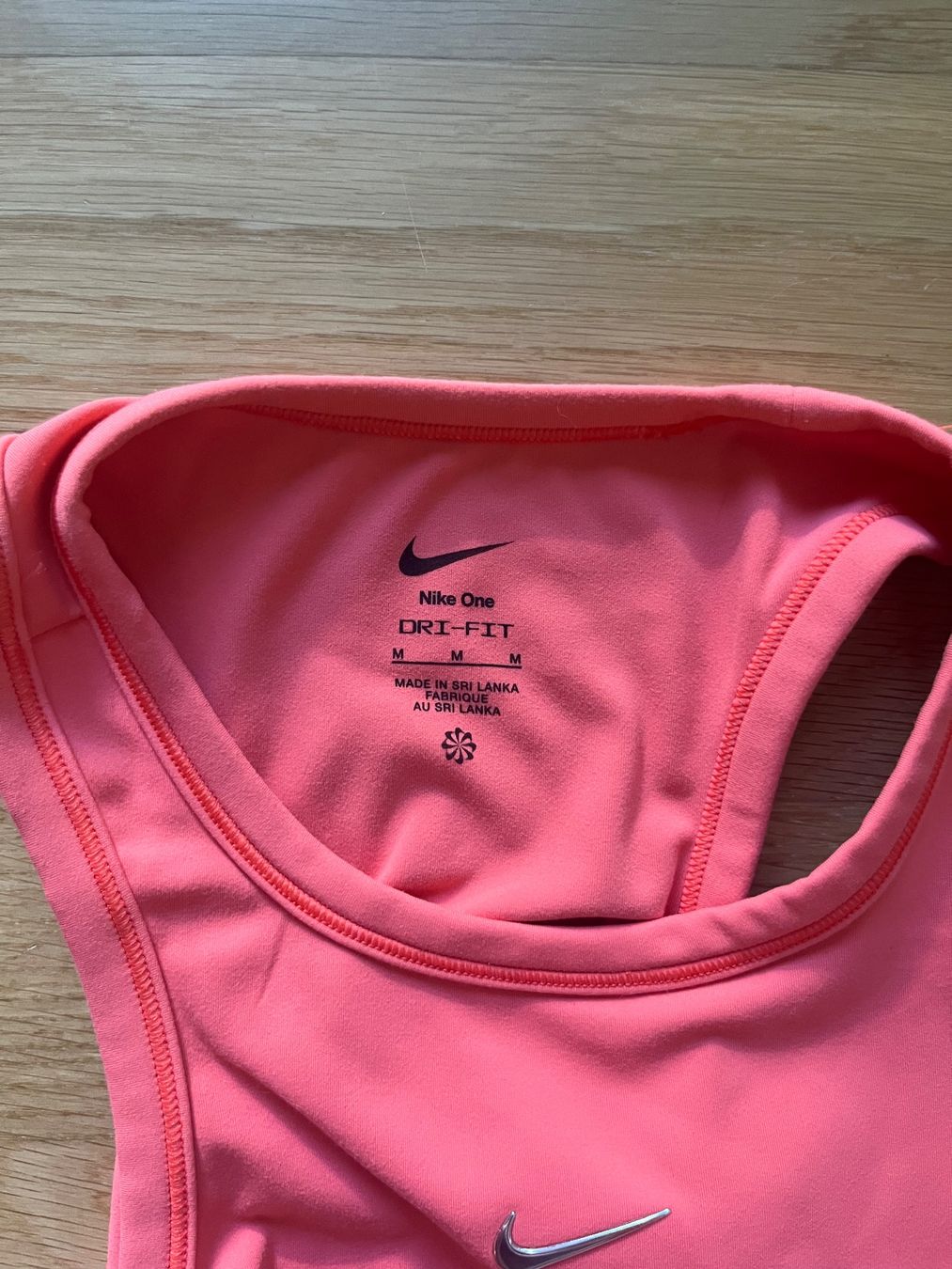 Nike Tops: Dry Fit Nike Performance Sport Top – Gebraucht aus Bern von noe_dv8j 2