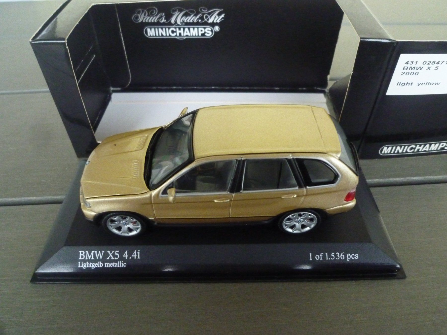 Modellautos: BMW X5 4.4i (2000) – Neu und originalverpackt aus Flawil von Imperiosud 4