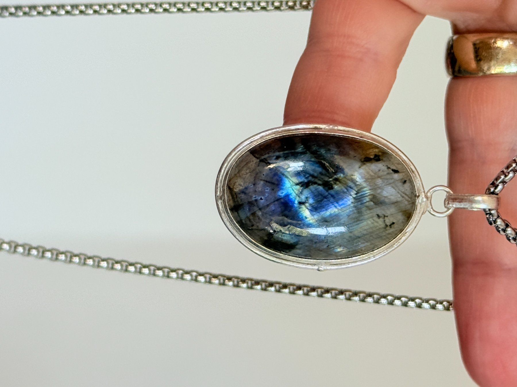 Catenine: Collier labradorite, élégant et tendance ✨ – Nuovo e nell'imballaggio originale da Genève venduto da AWWA 3