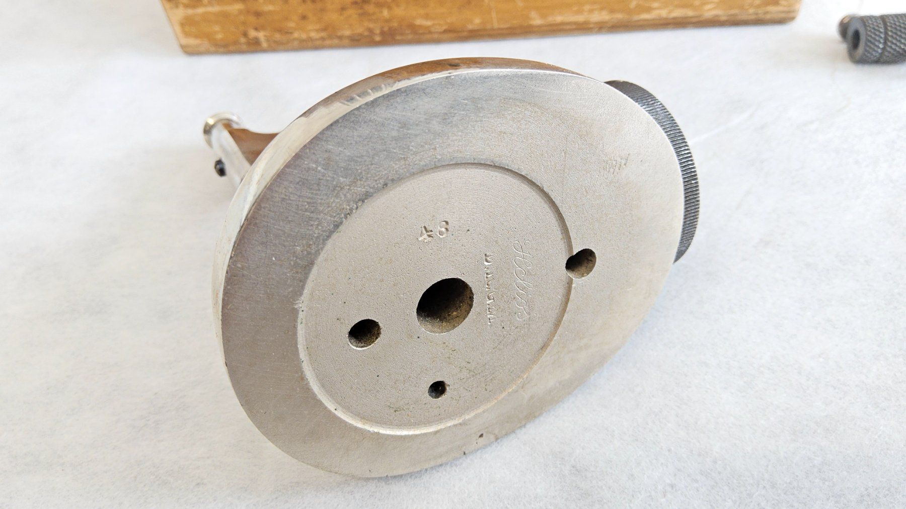 Tous les outils: Potence d'horloger dans boîte en bois – D'occasion à Malleray par Frederic24 4