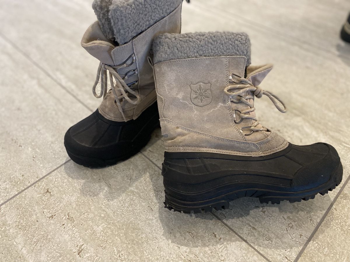 Chaussures hommes: Winterstiefel Gr 39 – D'occasion à Birrwil par Bendegriz