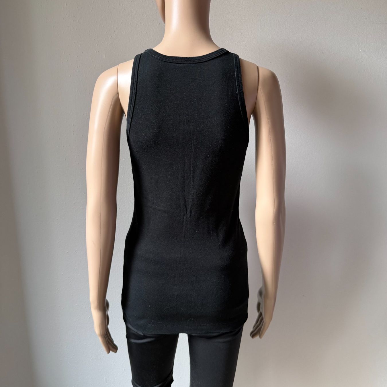 Petit Bateau Tops: PETIT BATEAU Top 🖤 – Gebraucht aus zürich von vintage12 3