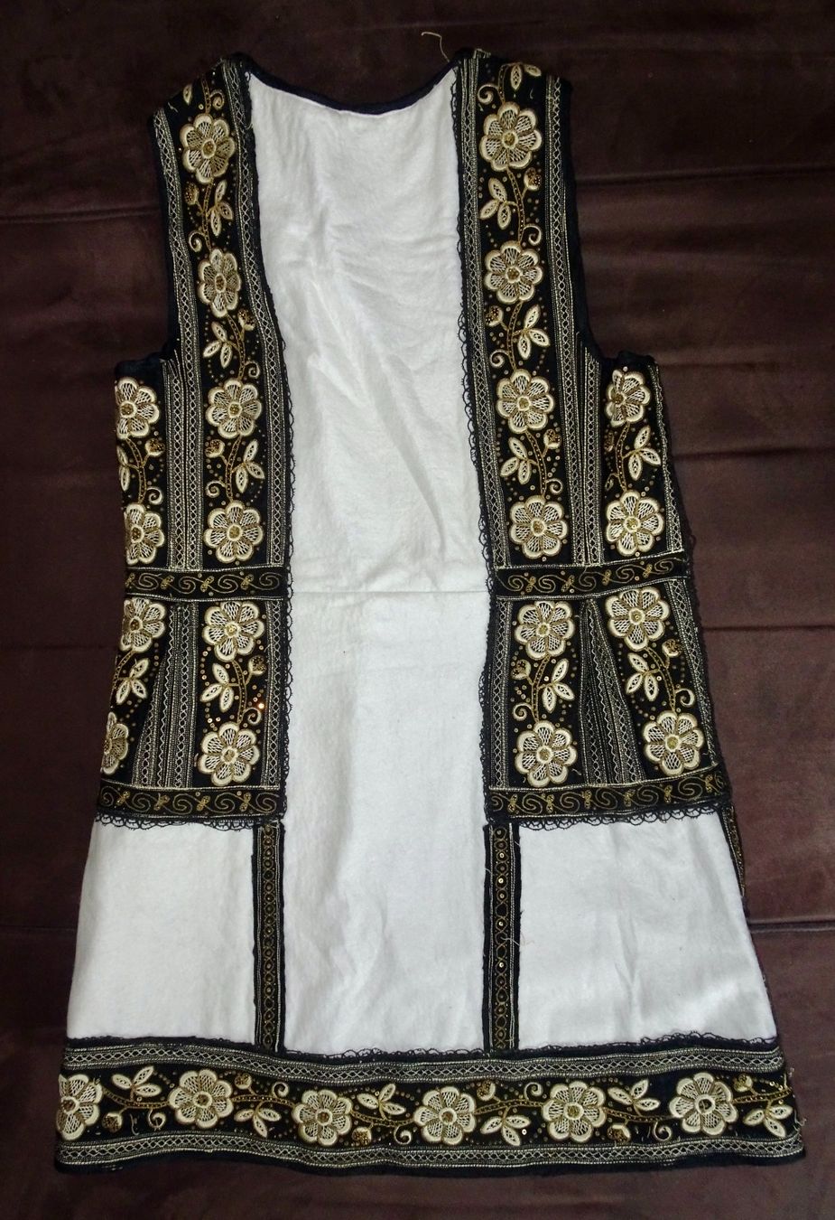 Gilets & Westen: Gilet traditionnel grec brodé main – Gebraucht aus Châtelaine von fil_7lqg 3