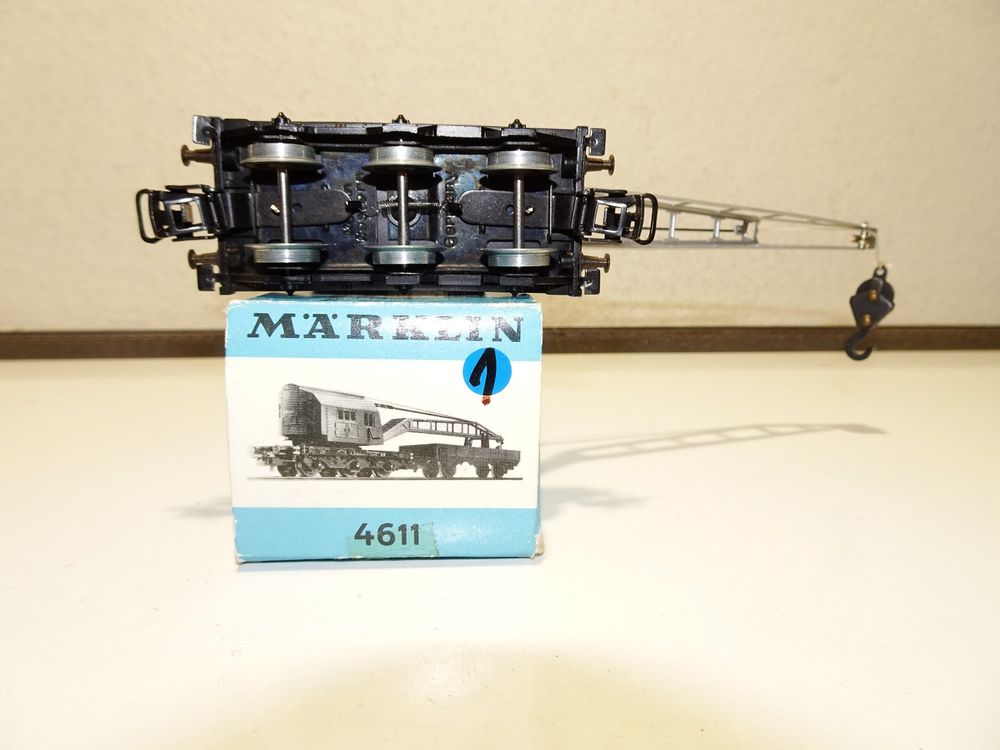 märklin 4611, kranwagen mit niederbordwagen (Gebraucht) in Liestal für