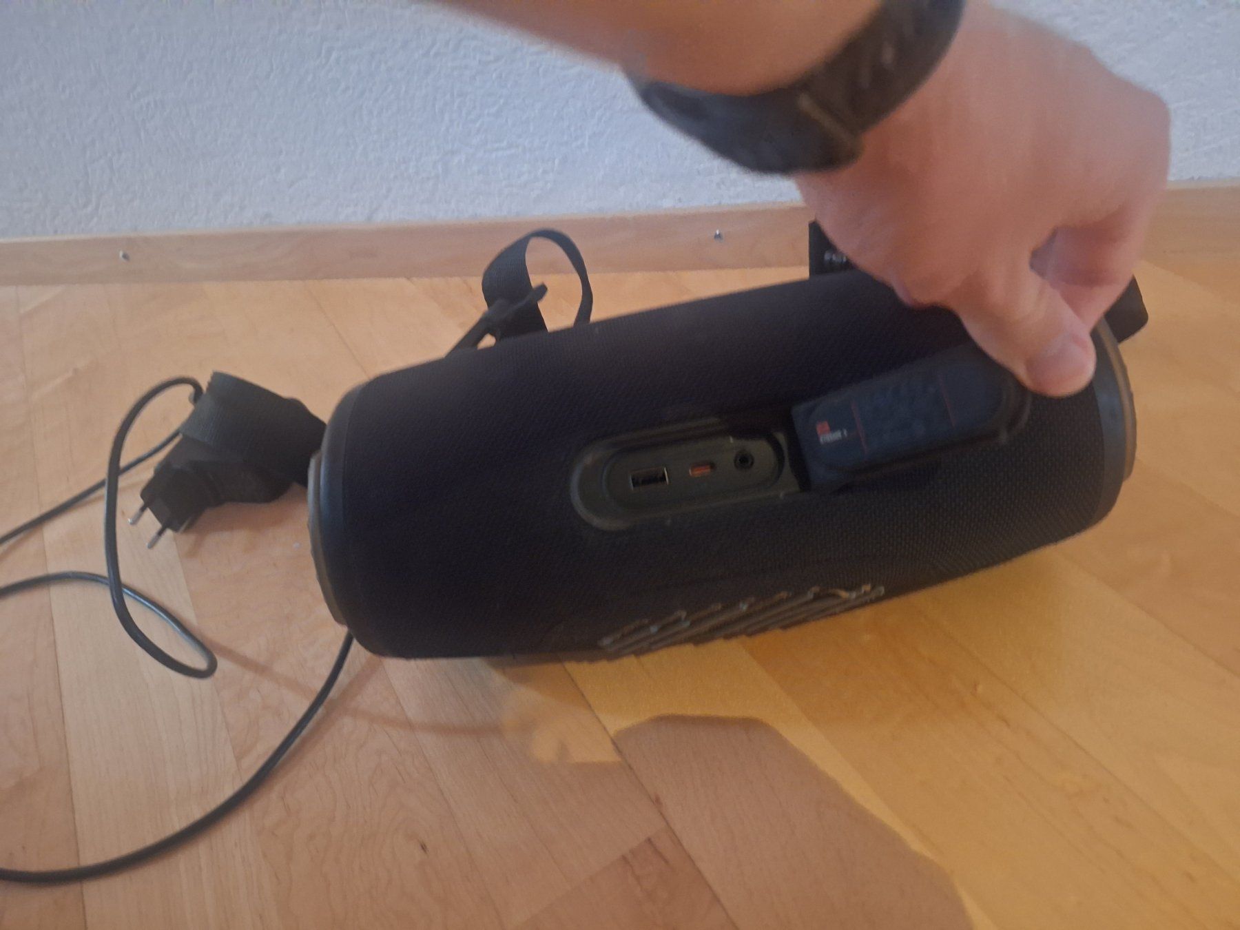 JBL Lautsprecher: JBL Xtreme 3 Bluetooth Lautsprecher schwarz – Gebraucht aus Ipsach von nik_6hkj 2