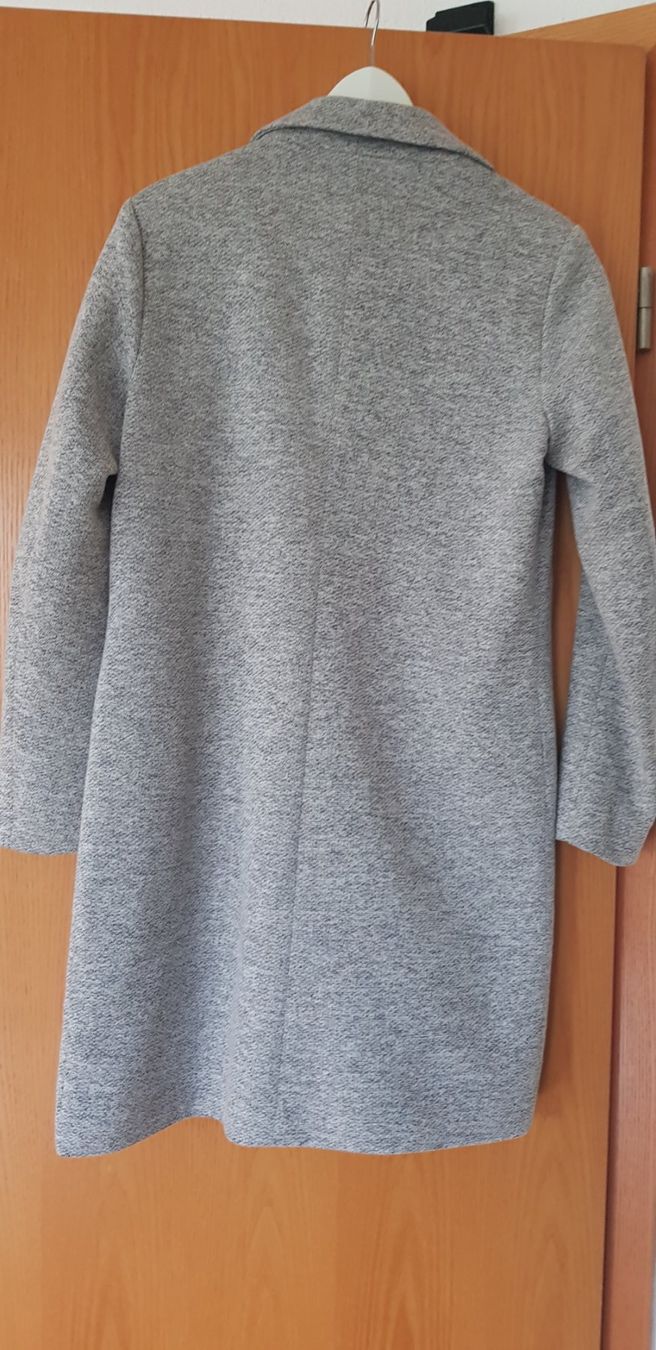 Only Cappotti: Grauer Mantel von ONLY – Usato da Eichberg venduto da Land-Ei 4