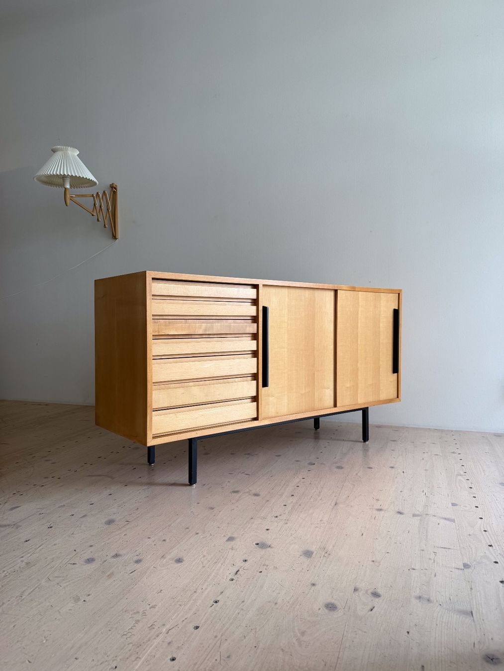 Commodes: Swiss Maple Sideboard 1950s – D'occasion à Zürich par heydaymoebel 6