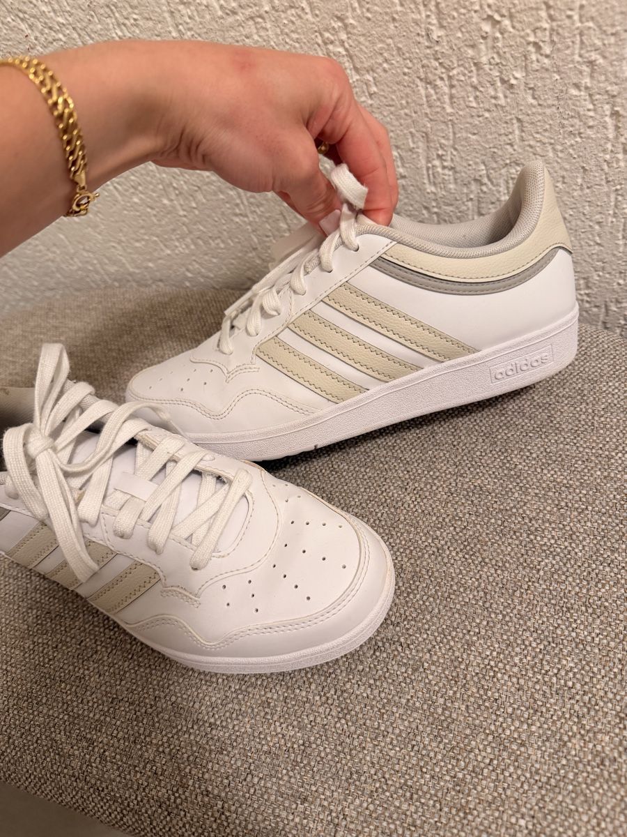 Scarpe da donna: Adidas Hoops 4.0   EU size 40 – Usato da Gattikon venduto da Bortolinilari 2