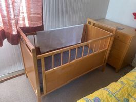 Holzbettli / Kinderbett, Buche massiv, Top Zustand!