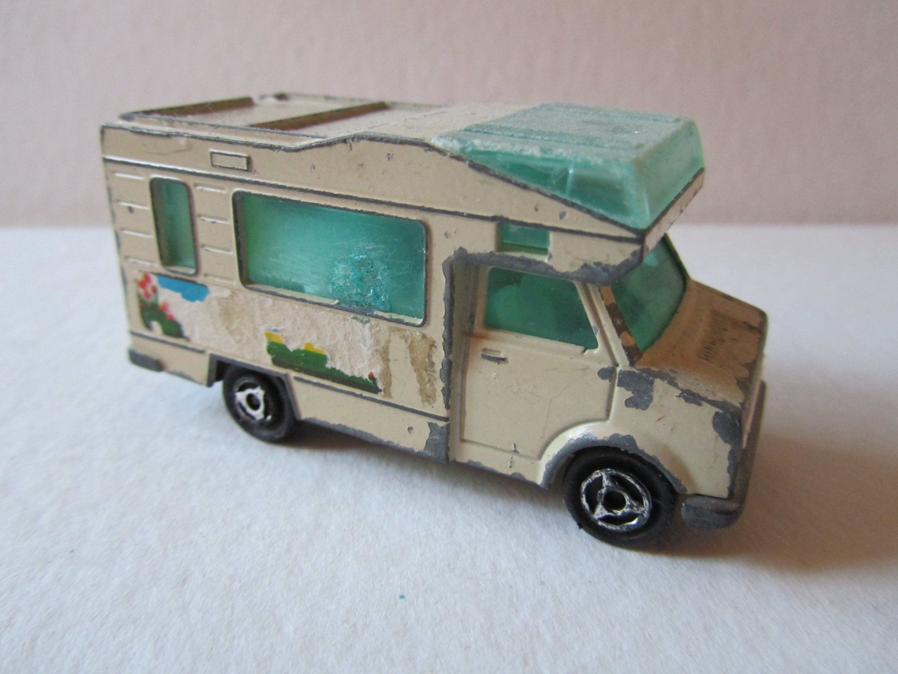 Majorette Modellini d'auto: Fourgon Camper, majorette France – Usato da Weiningen ZH venduto da dietsch57 2