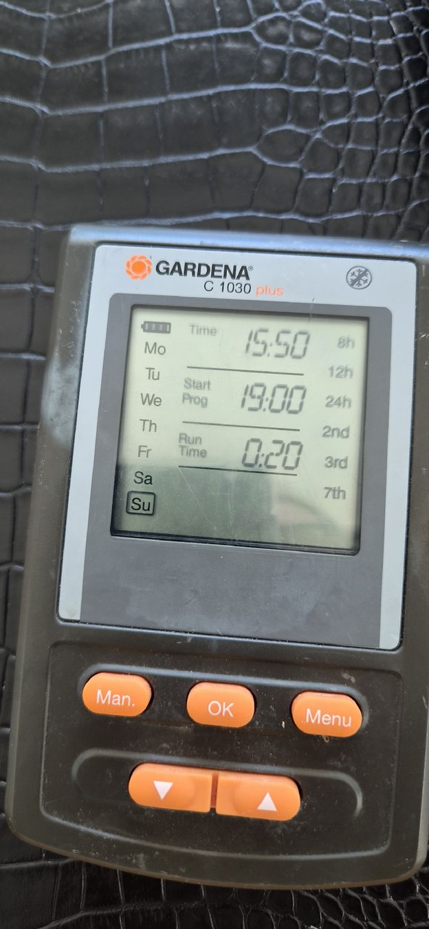 Sistema di controllo: Gardena Bewässerungscomputer  – Usato da Courgevaux venduto da nih789 2