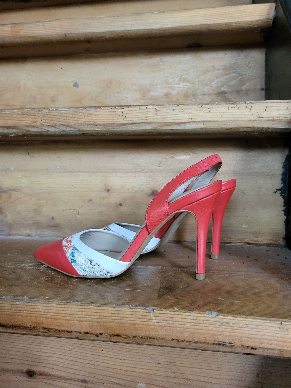 Scarpe da donna: San Marina Sandalen – Nuovo (secondo la descrizione) da Zweisimmen venduto da Adorable 4