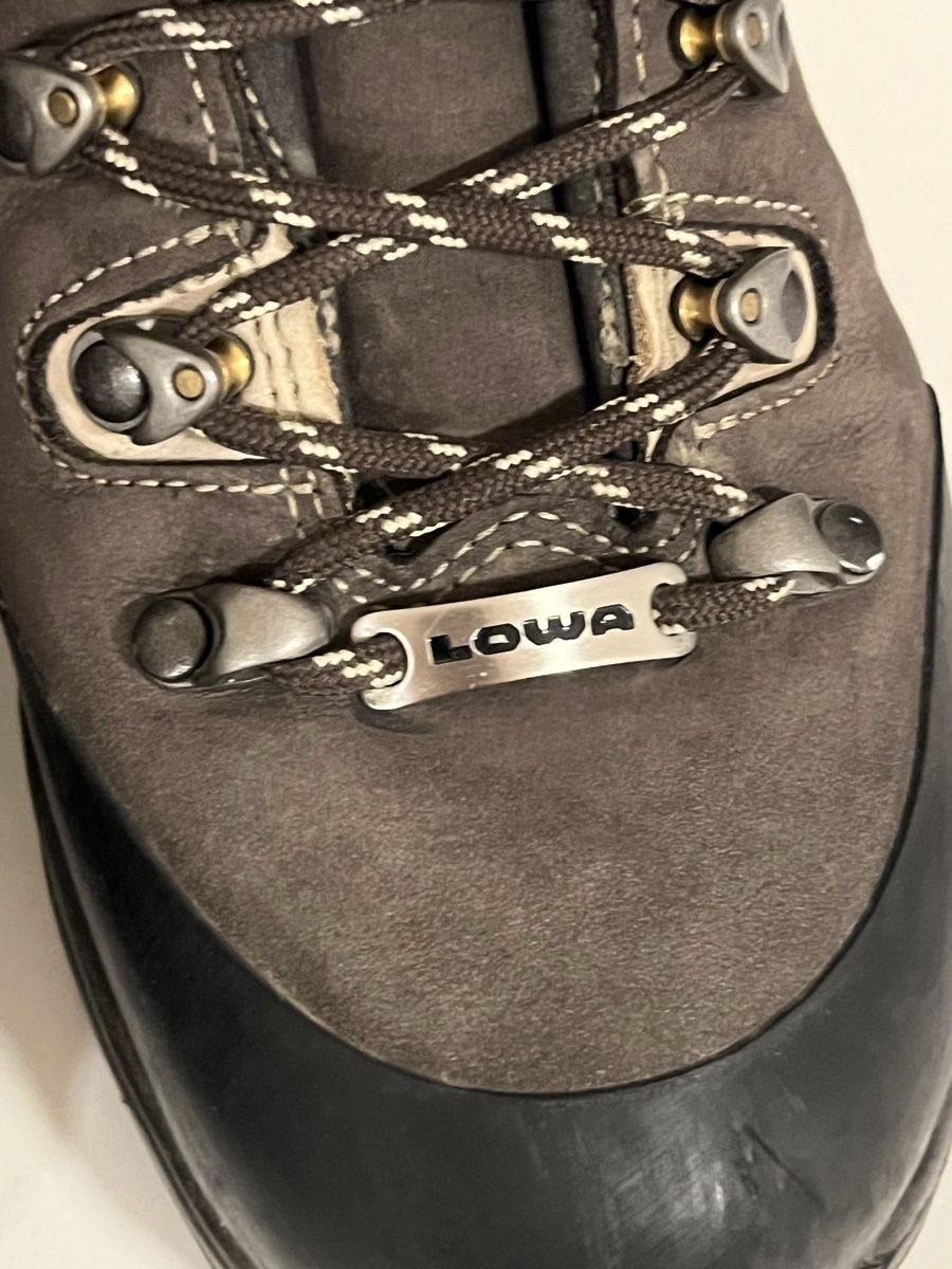 Lowa Damenschuhe: Lowa Wanderschuhe Grösse 36.5 – Gebraucht aus Frauenfeld von heyLani 6