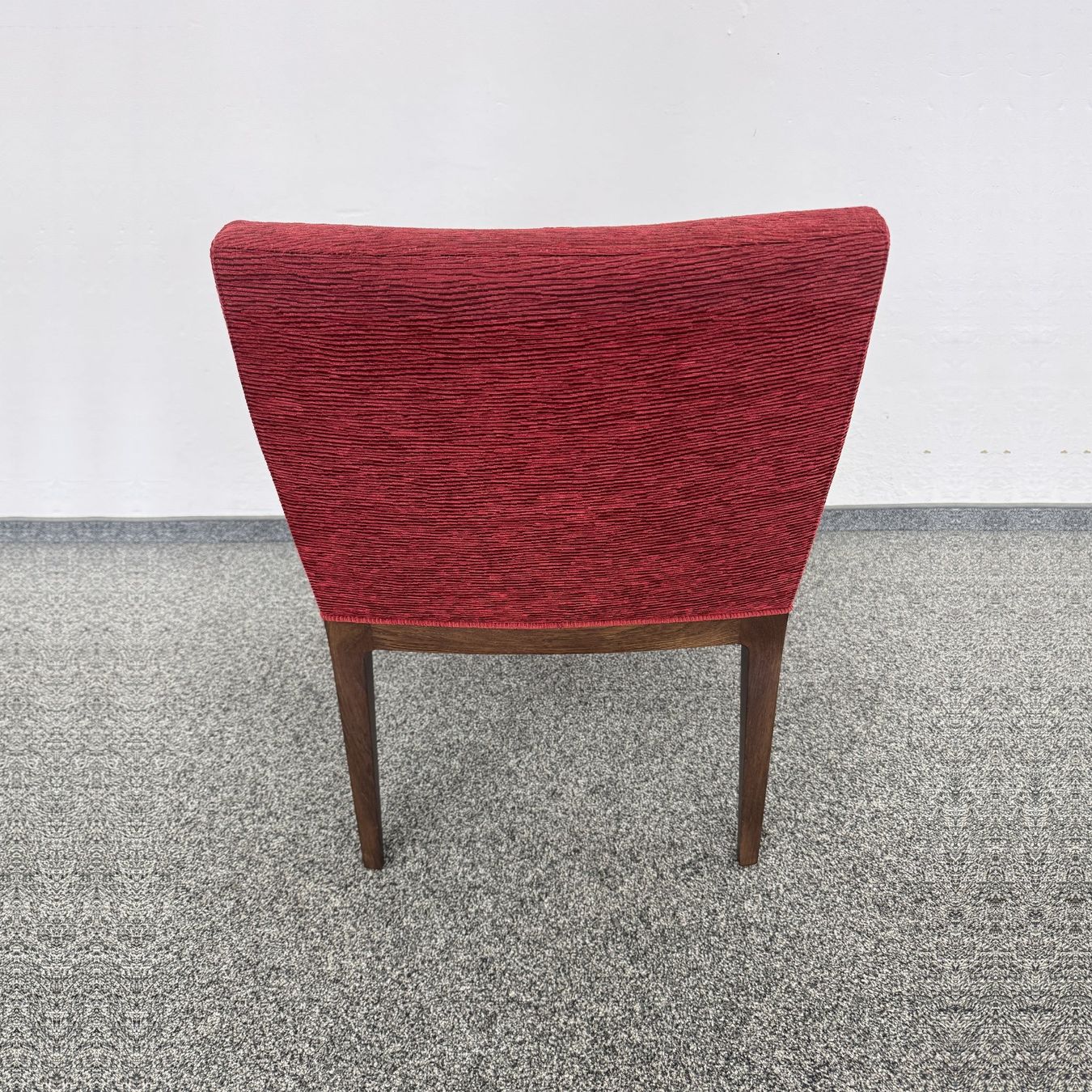 Poltrone: Accademia Eleganto Lounge-Sessel - Rot matt – Usato da Schönenwerd venduto da mcofficeshop 4