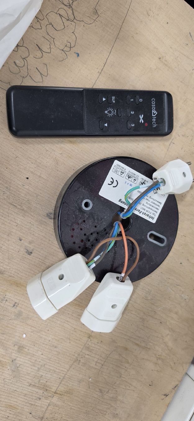 Lampen: Casa Tech für Deckenventilator oder andere Lampen mit Infrar – Gebraucht aus Breitenbach von gnieserli 2