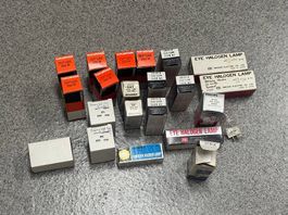 Div. alte Halogenbirnen für Fotoblitze, Einstelllichter
