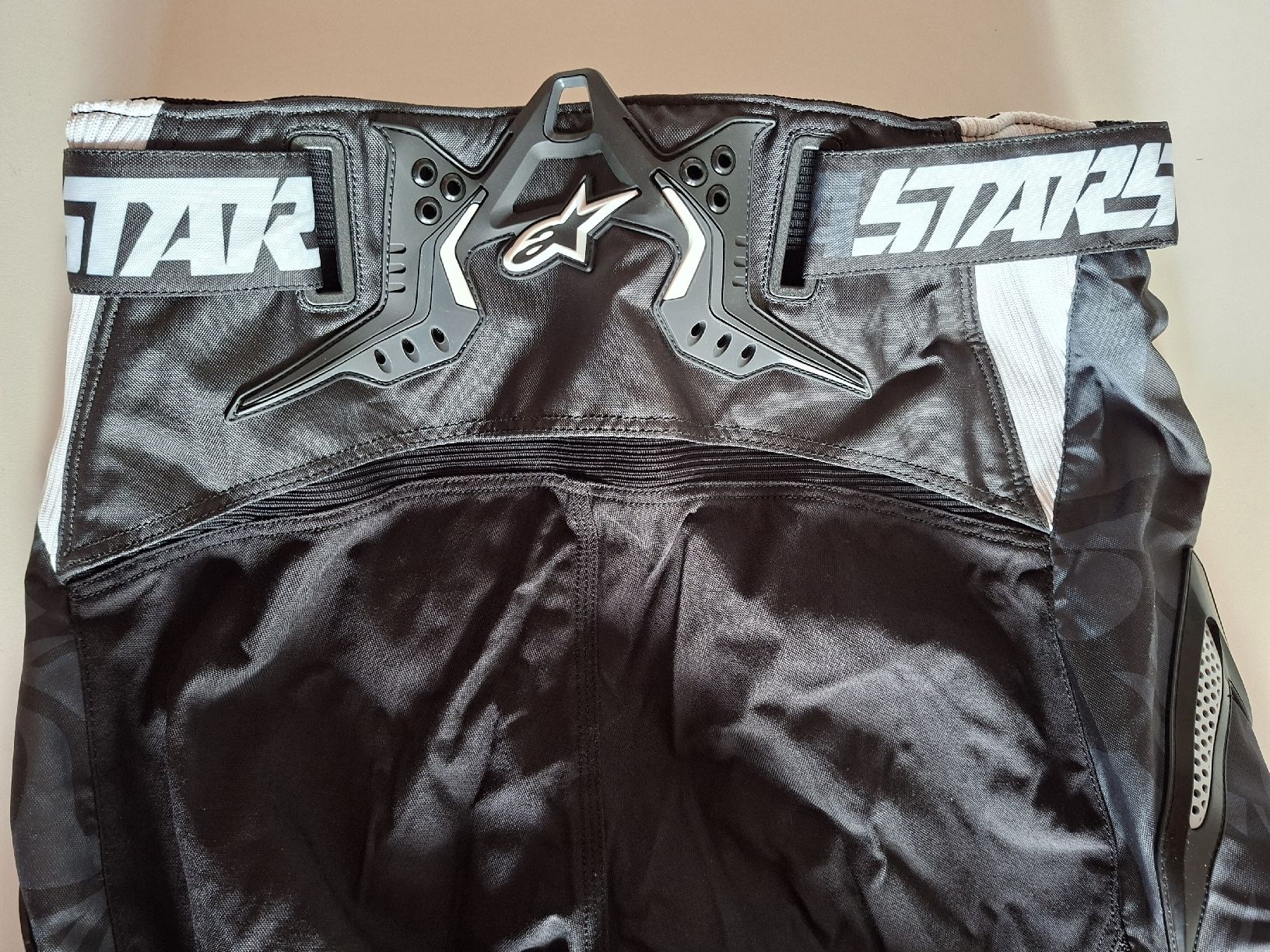 Alpinestars Pantaloni: alpinestars - MTB Techstar Pants - Gr. 32 - NEU!!! – Nuovo e nell'imballaggio originale da Greifensee venduto da and_h52v 1