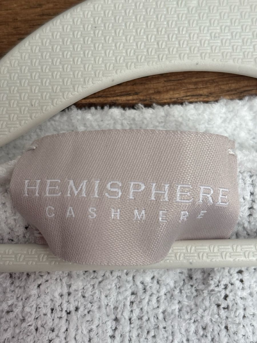 Hemisphere Jacken: HEMISPHERE Boucle Strickjacke  – Gebraucht aus Pratteln von sab_whk9 2