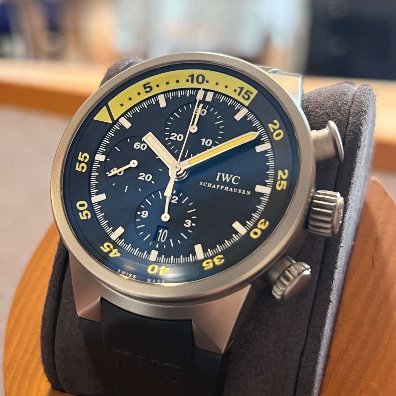 IWC Uhren: FLASH SALE IWC Aquatimer Titanium Chronograph Automatic IW37 – Gebraucht aus Carouge GE von Watchaser 2
