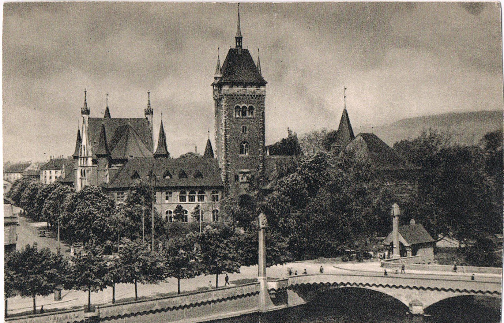 Cartes postales: Landesmuseum Zürich – D'occasion à Buchs AG par Baerfisch