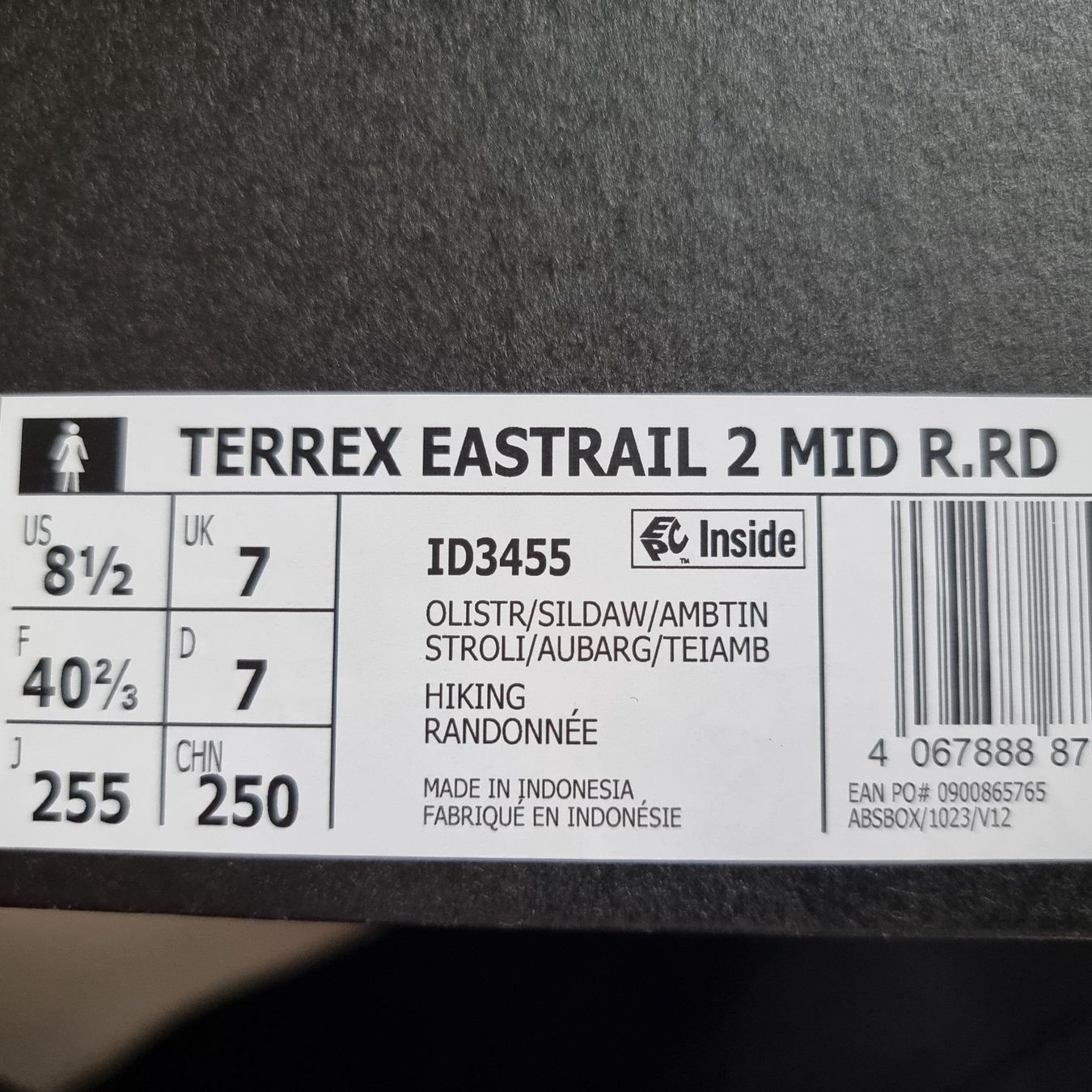 Adidas Damenschuhe: NEUE Adidas Terrex Wanderschuhe Wasserfest, Gr. 40 2/3 – Neu und originalverpackt aus Arth von Africa44 5