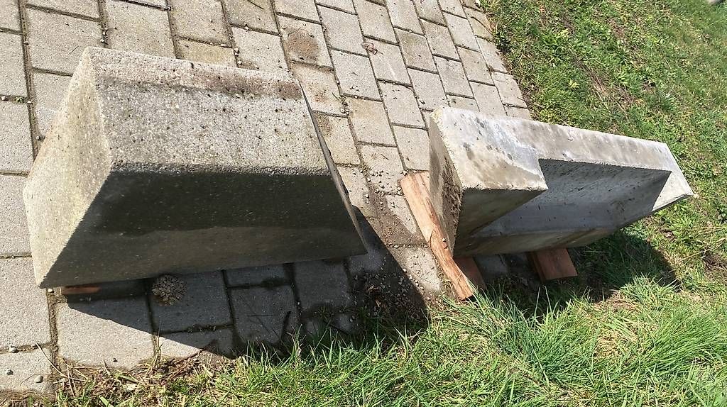 Tutti gli attrezzi: Betonsockel /winkel gratis  – Usato da Frauenkappelen venduto da ann_65rk 4