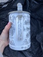 Antiker Bierkrug mit Zinndeckel, Kutschen-Motiv, Top!