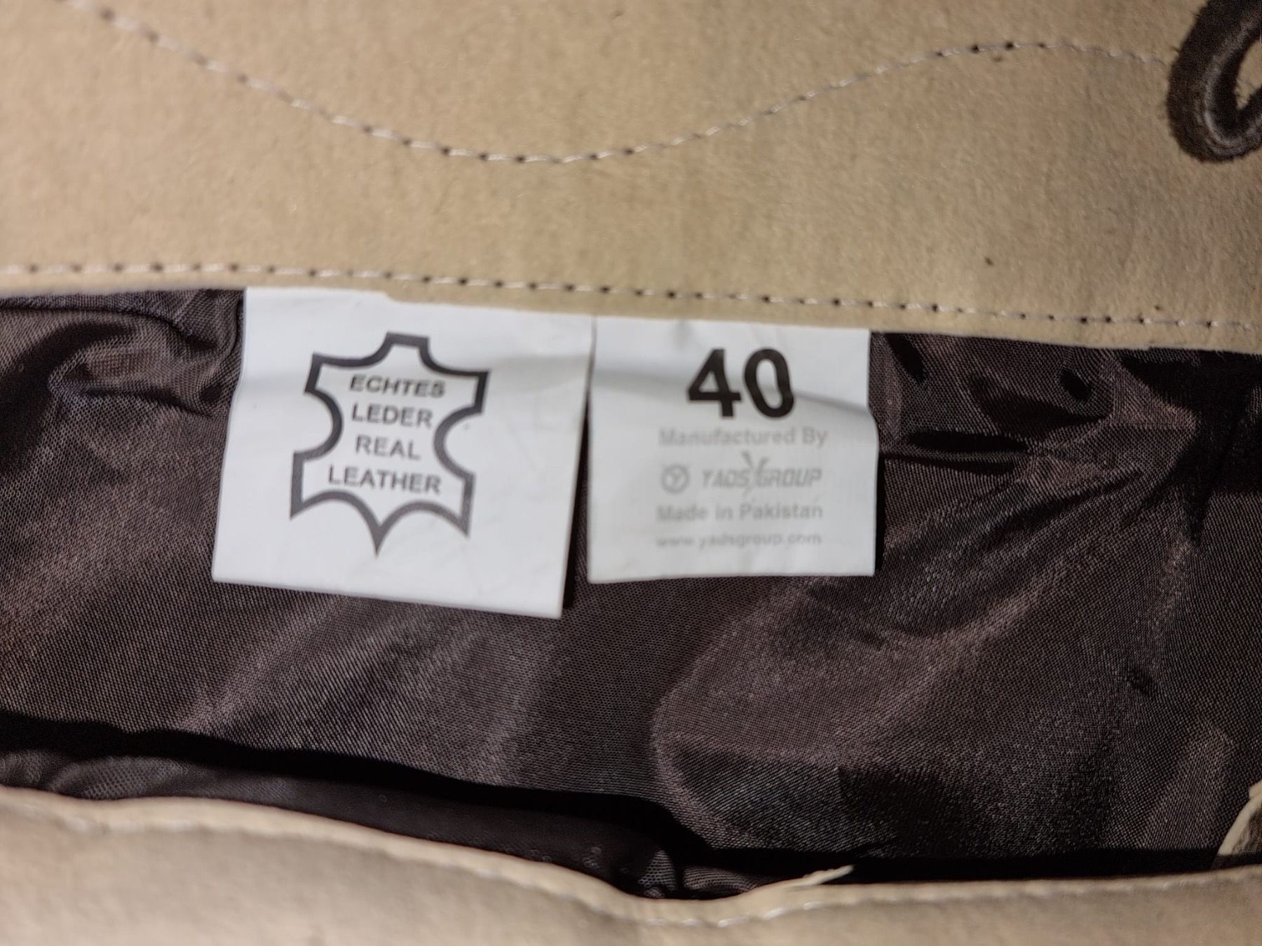 Costumi: Trachtenlederhosen Gr. 40 – Usato da Oberegg venduto da MR-shop 2