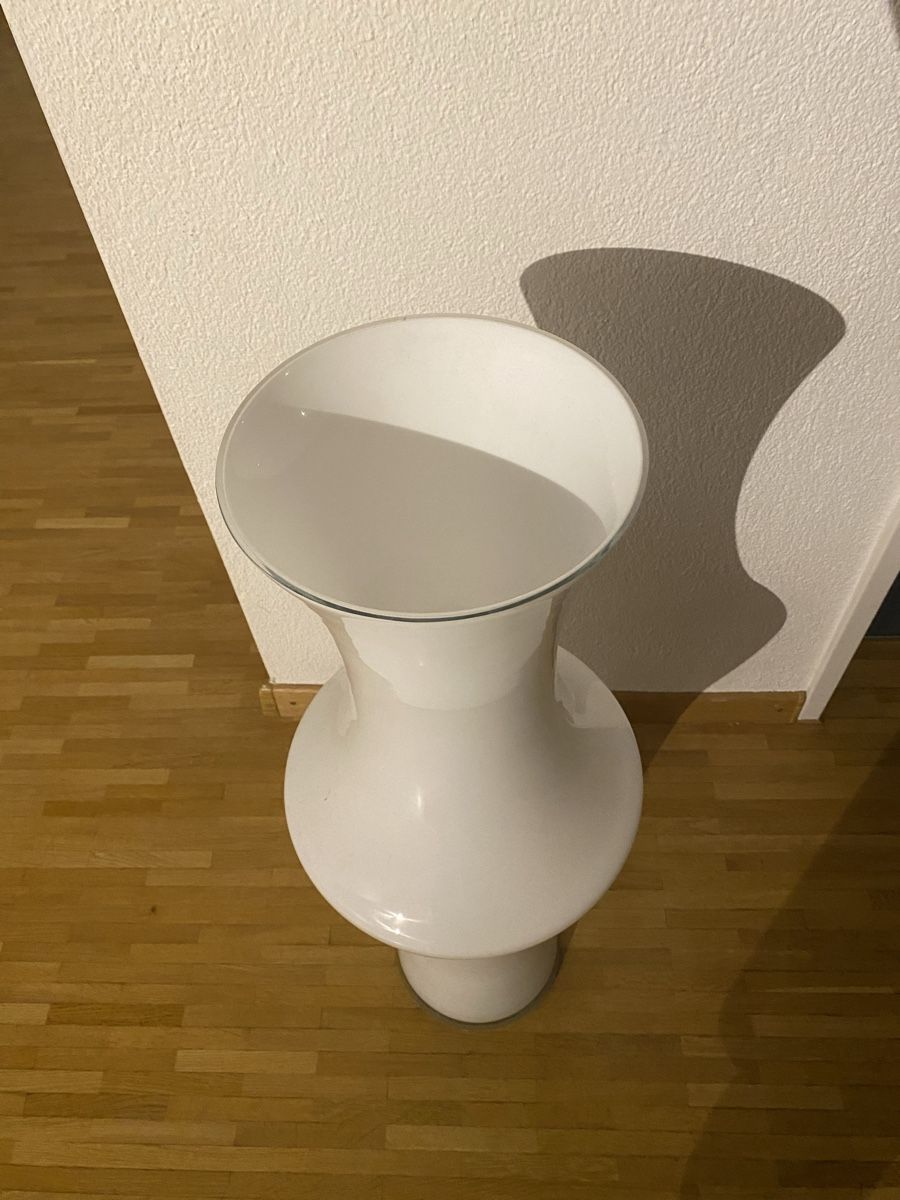 Vasi & Recipienti: Bluemen Vase weiss – Usato da Hinwil venduto da Unternehmer 2