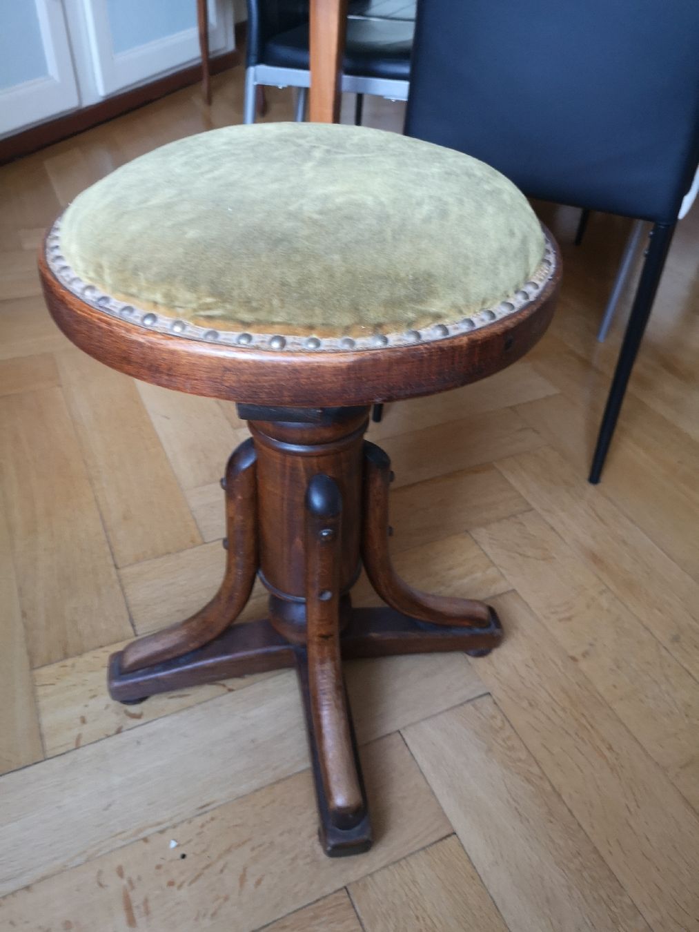 Sgabelli: tabouret de piano – Usato da Neuchatel venduto da sckkj