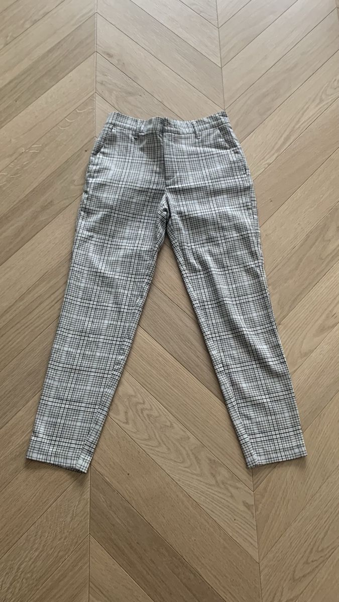 Bershka Pantaloni: BERSHKA checkered trousers XS/S – Usato da Zürich venduto da Angela_Fashion_Lover 3