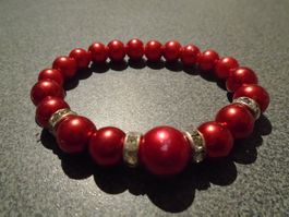 Armband rot/silberfarbige Perlen