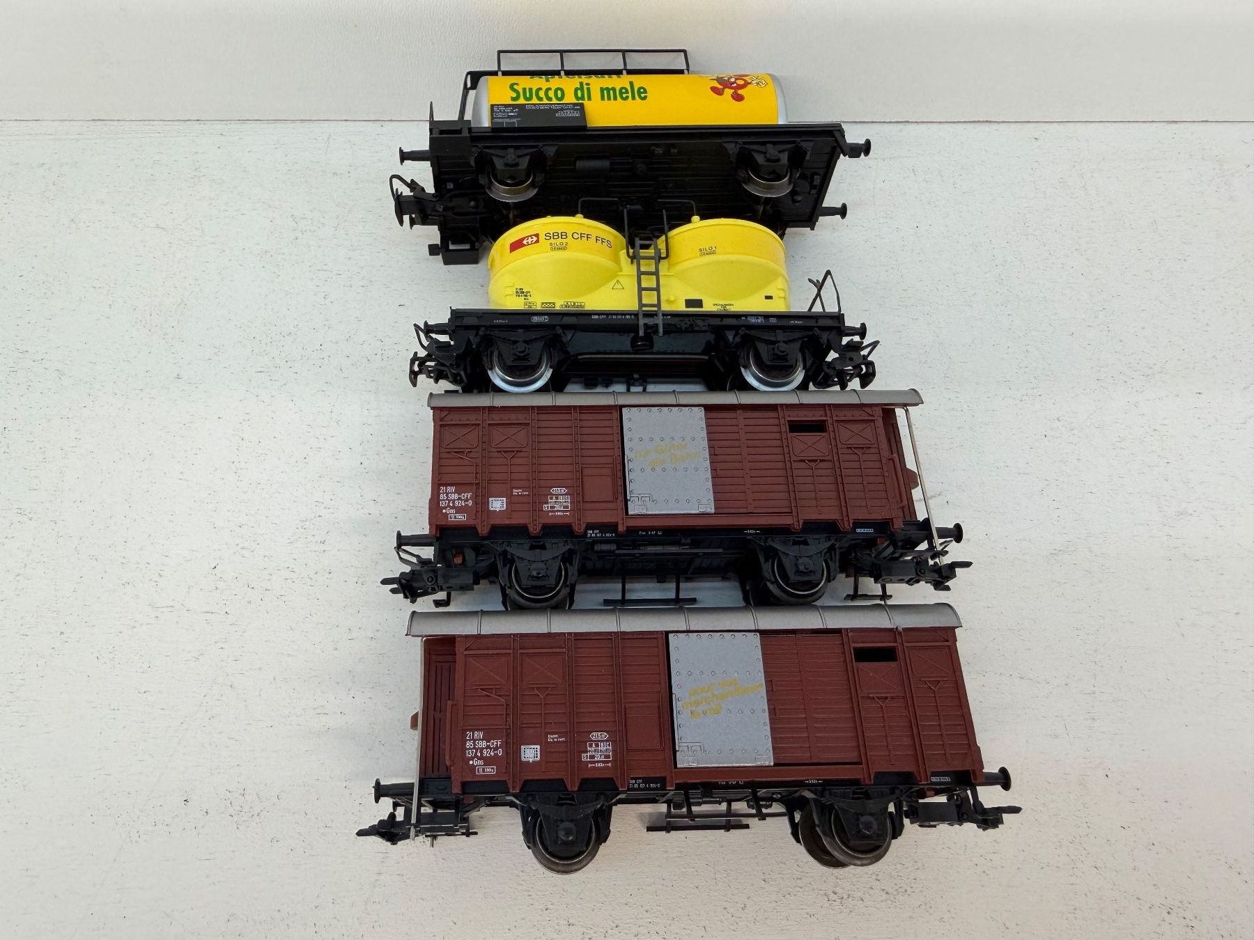 Märklin Trains électriques: Märklin 4759 + 46051 Güterwagen / SBB Set – D'occasion à Büsserach par ModellbahnDepot 2
