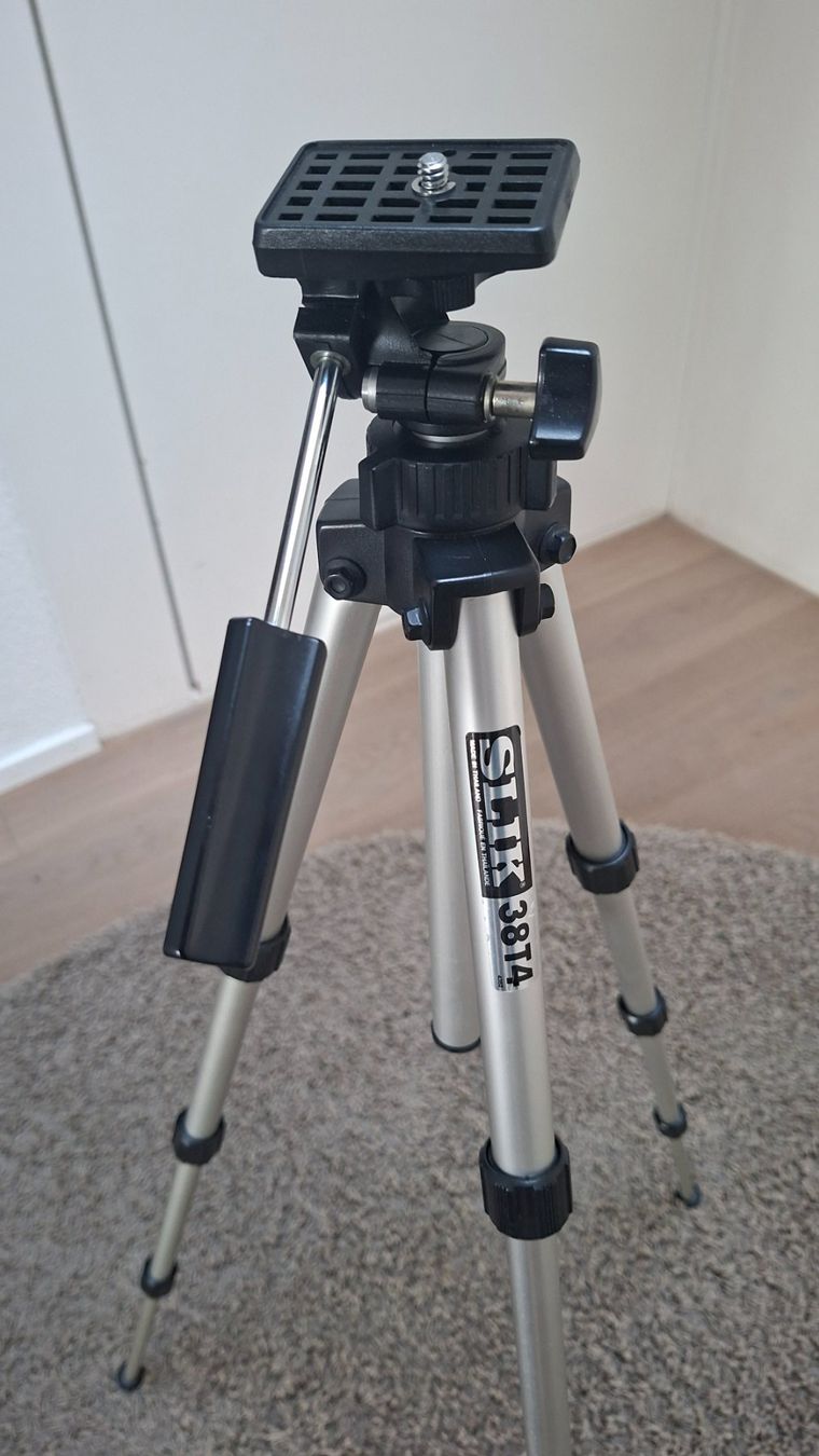 Treppiedi & Teste: Stativ Slik 38T4 / 539g schwer / bis 1m – Usato da Emmenbrücke venduto da thokasaluni 1