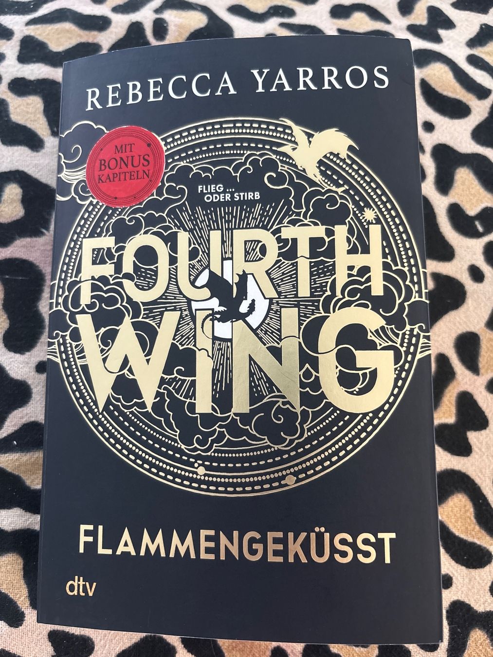 Libri: Fourth Wing von Rebecca Yarros – Usato da Reinach BL venduto da dia_7r9p