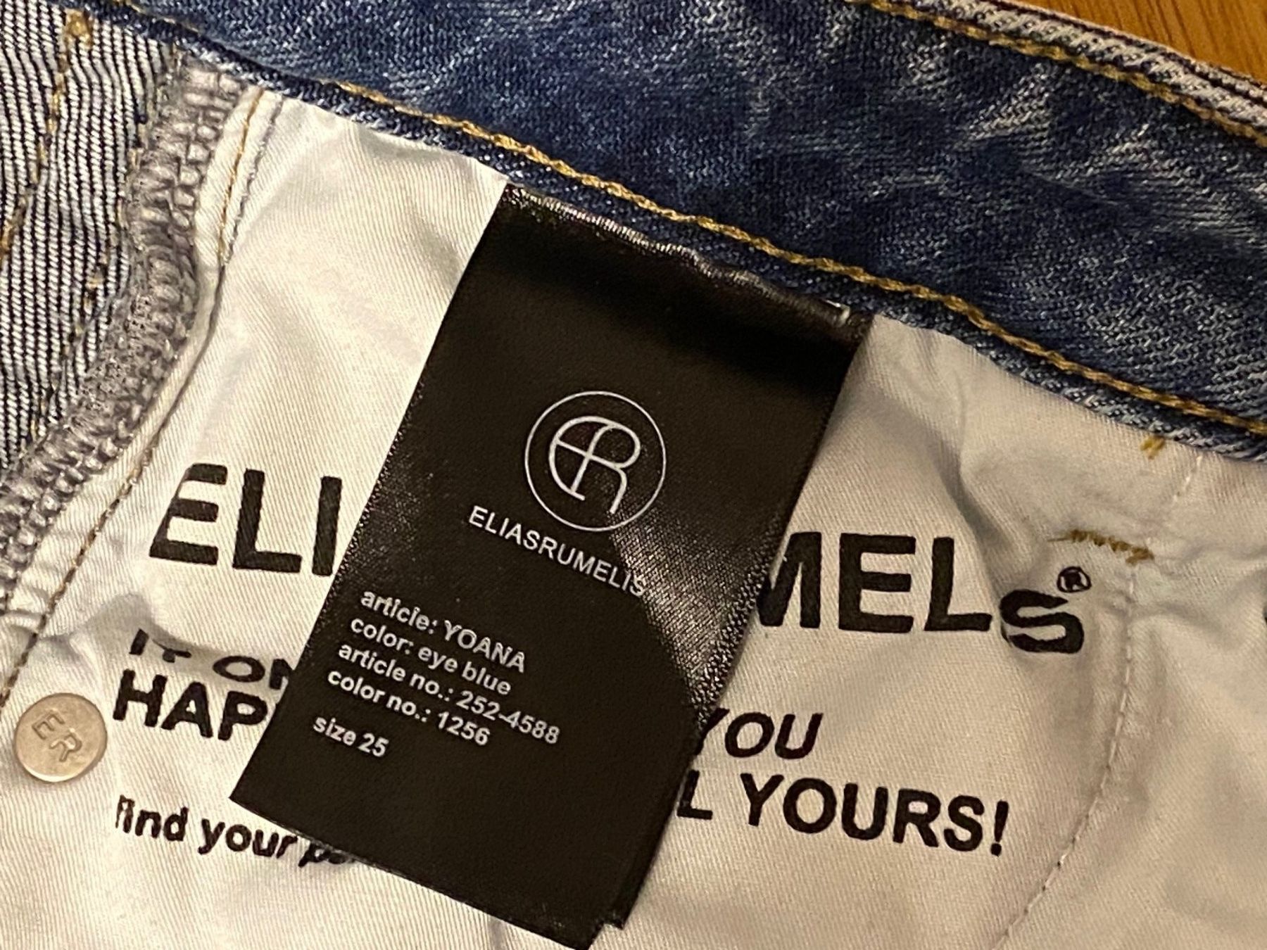 Jeans: Damen Jeas ELIASRUMELIS Gr. 25 – Usato da küssnacht am rigi venduto da Daot 1