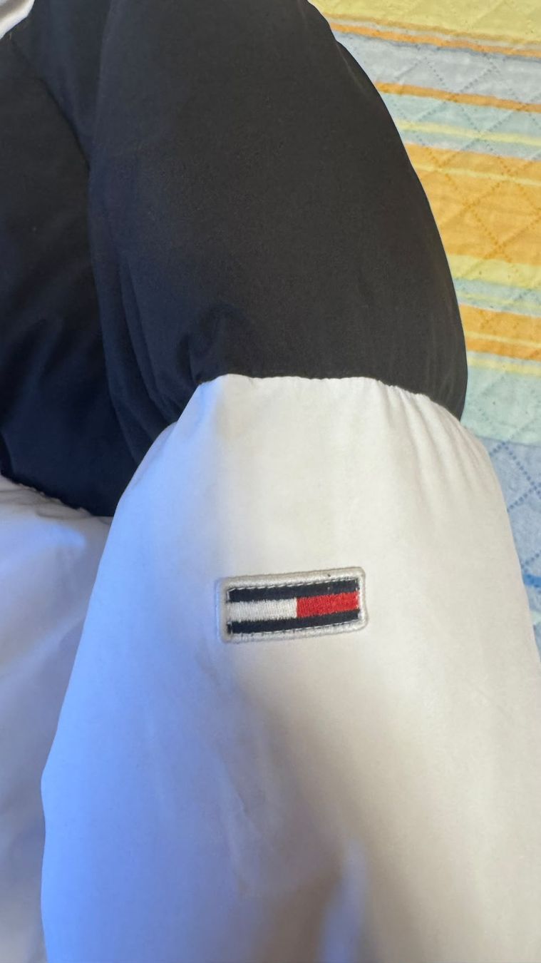 Tommy Hilfiger Giacche: Tommy Hilfiger Jacke  – Nuovo (secondo la descrizione) da Hergiswil NW venduto da ant_qs5q