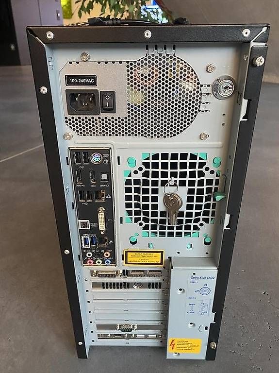 PC: TERRA WORKSTATION 7300  / Serien-Nr. R4848403 – Usato da Gelterkinden venduto da Laborplaner 1