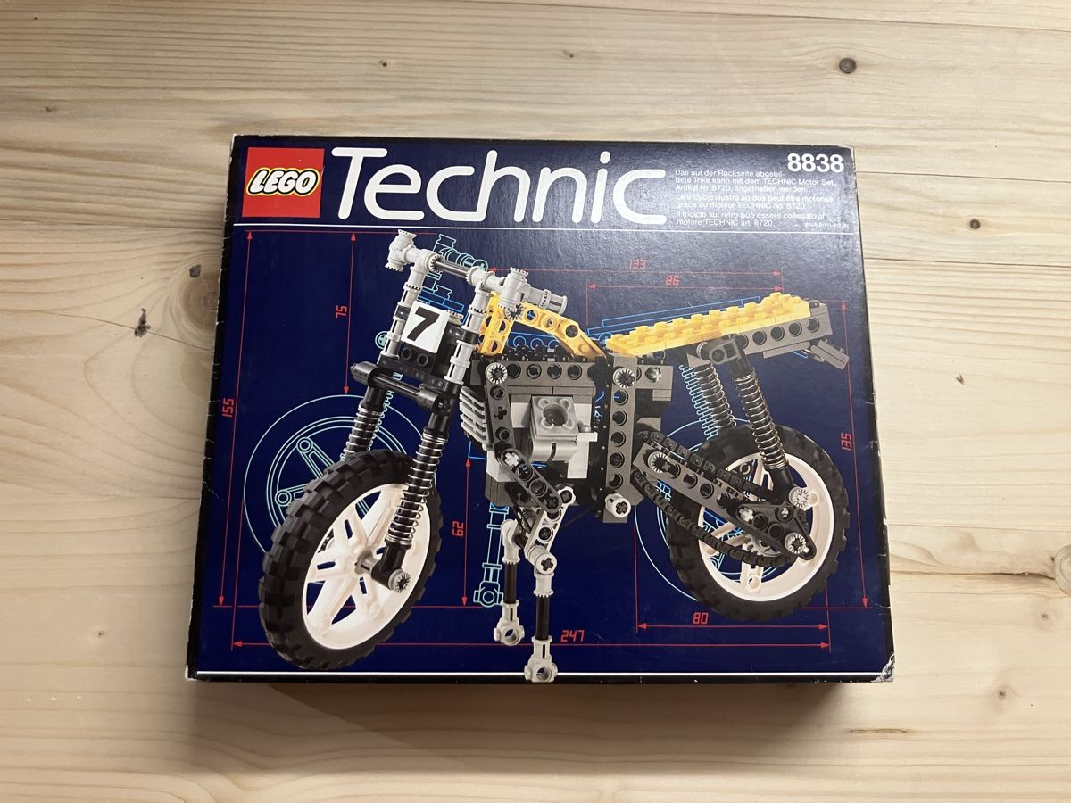 Lego Jeux de construction: Lego 8838 – D'occasion à Luzern par windundsichtschutz