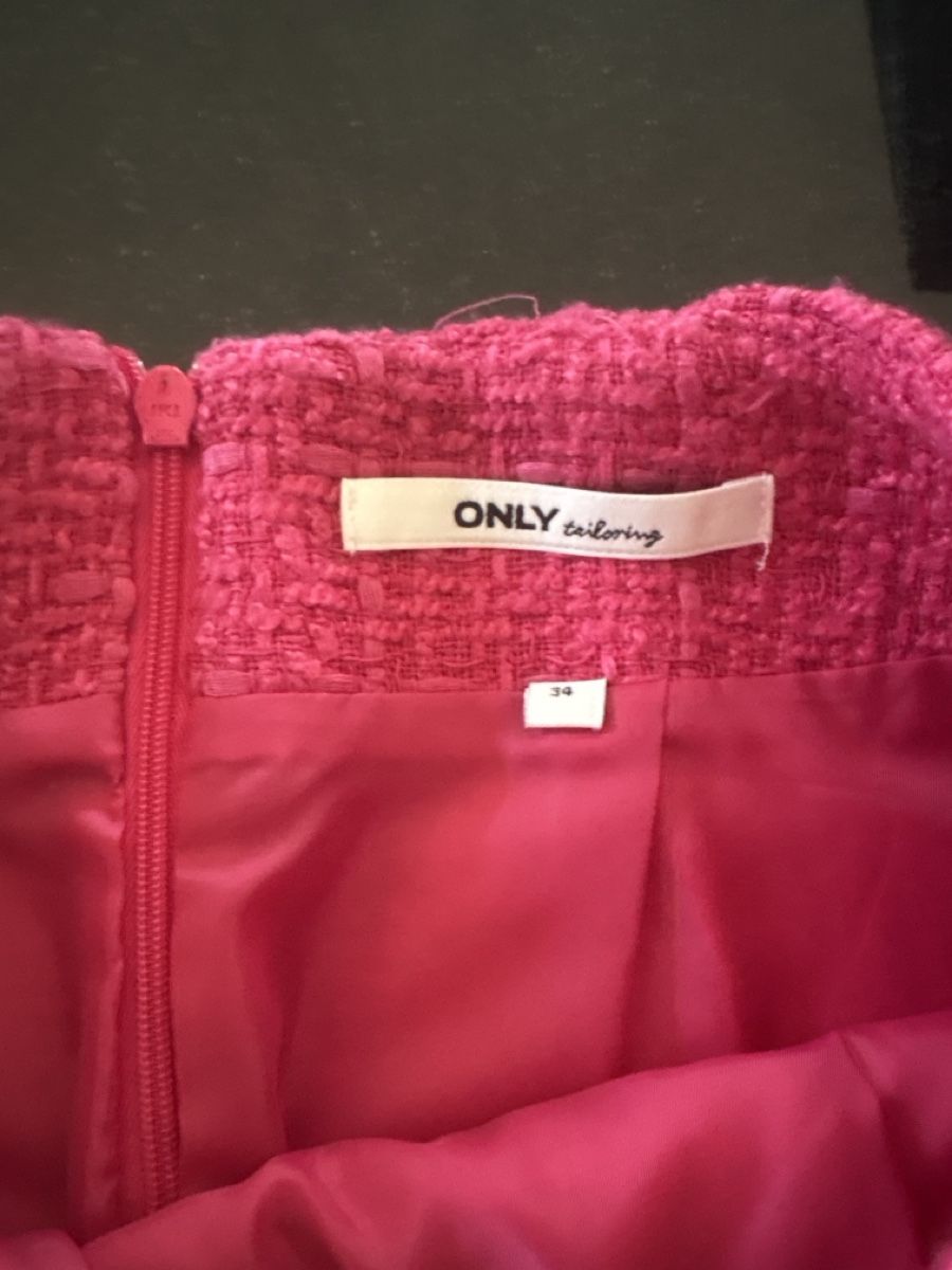 Only Jupes: Rock – D'occasion à Summaprada par Cody09 1