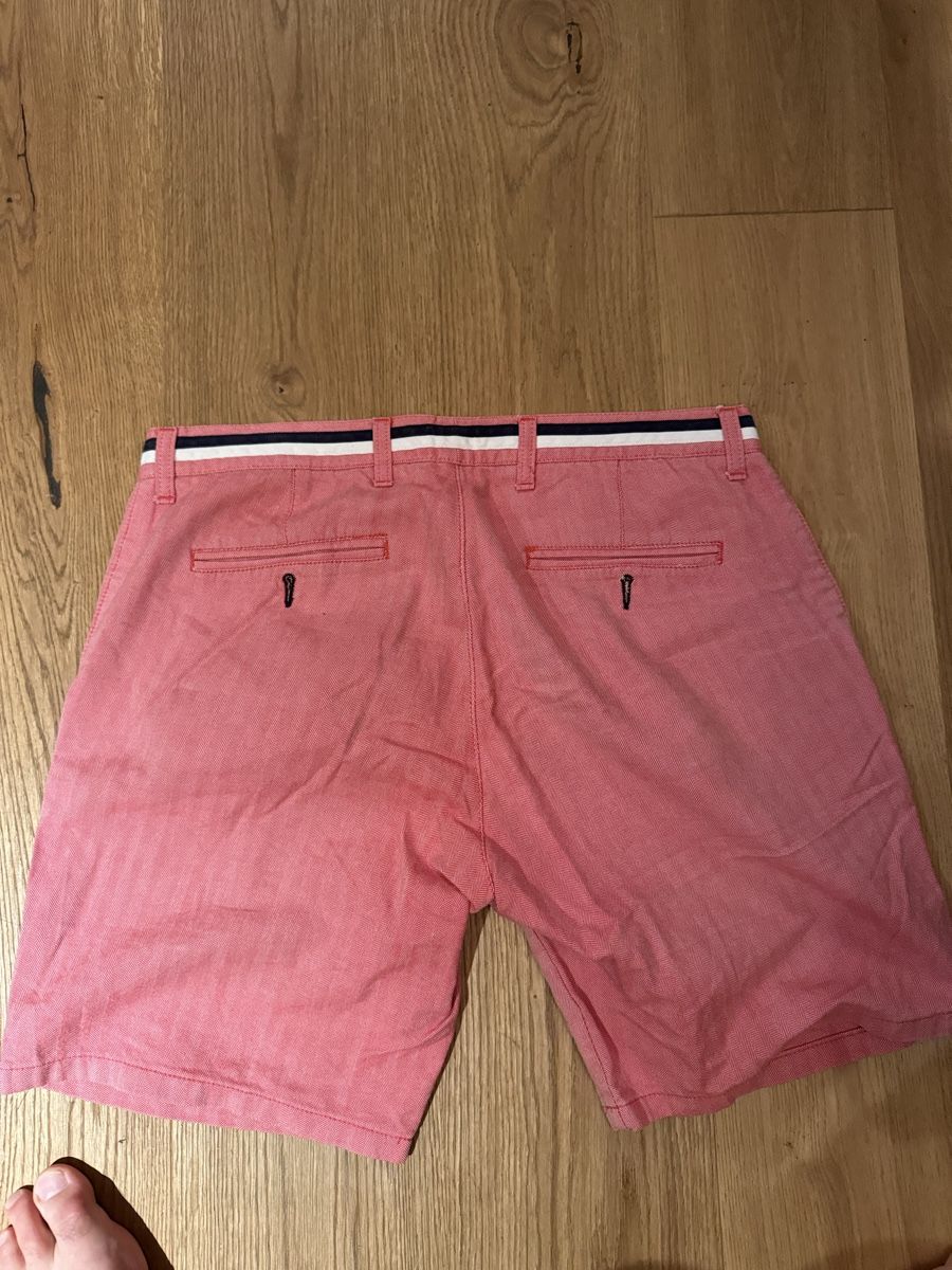 Pantaloni: El Ganso Shorts – Usato da St. Moritz venduto da Bengeee 1