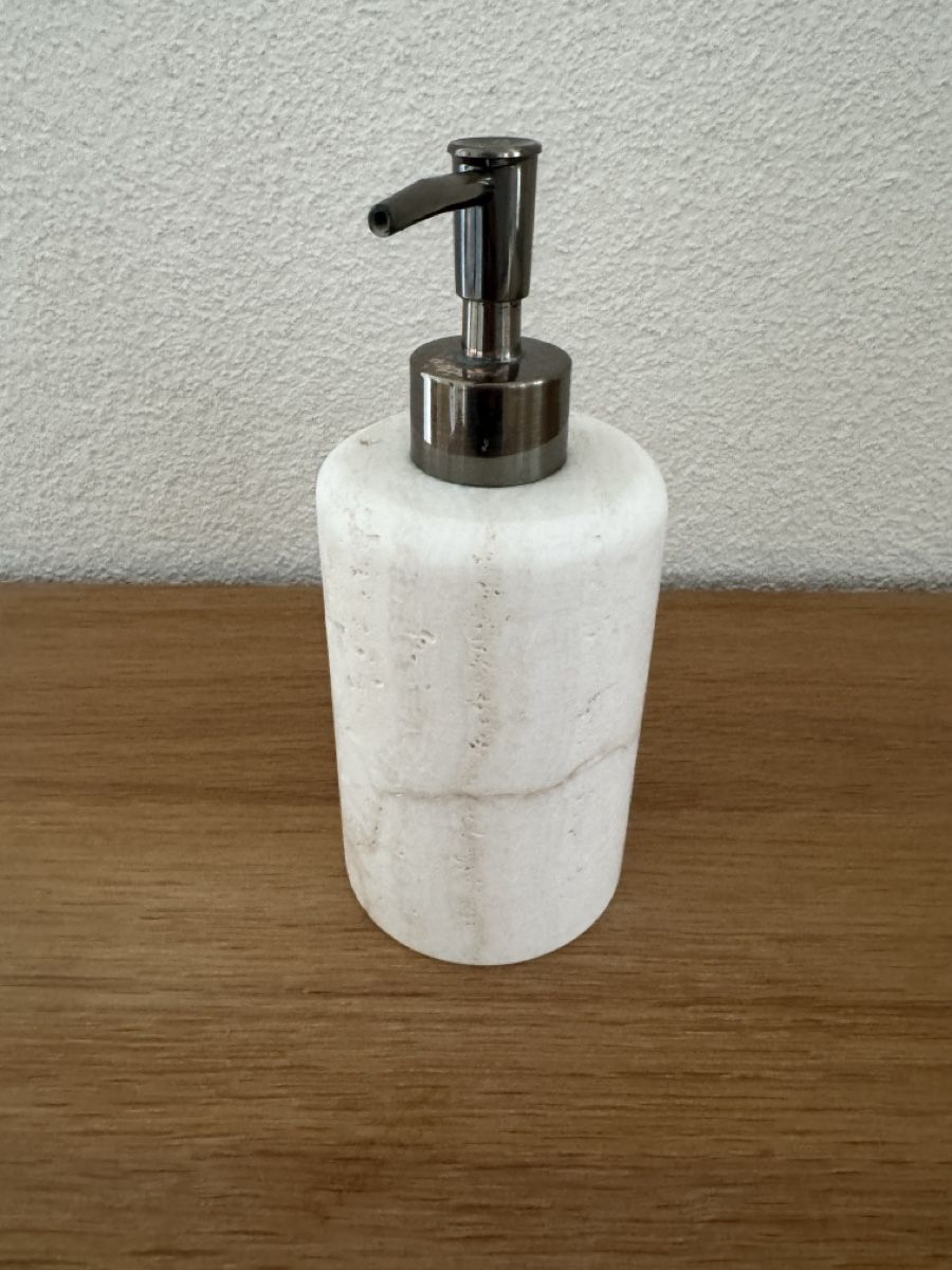 Portasapone: Seifenspender aus Marmor/Travertin – Usato da Frauenfeld venduto da reb_sy9k