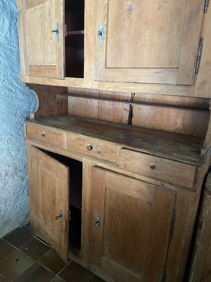 Schränke: Armoire de cuisine – Gebraucht aus Bevaix von car_fyw5